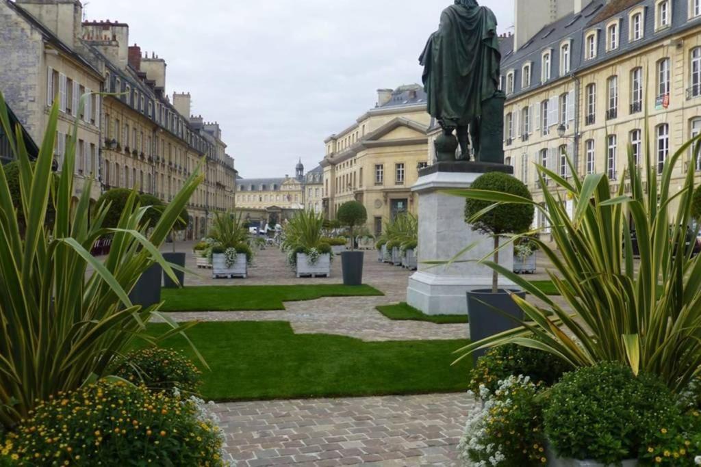 Appt Premium Centre Chateau Terrasse 2 Chambres 6P Vue Exceptionnelle Caen Exterior foto